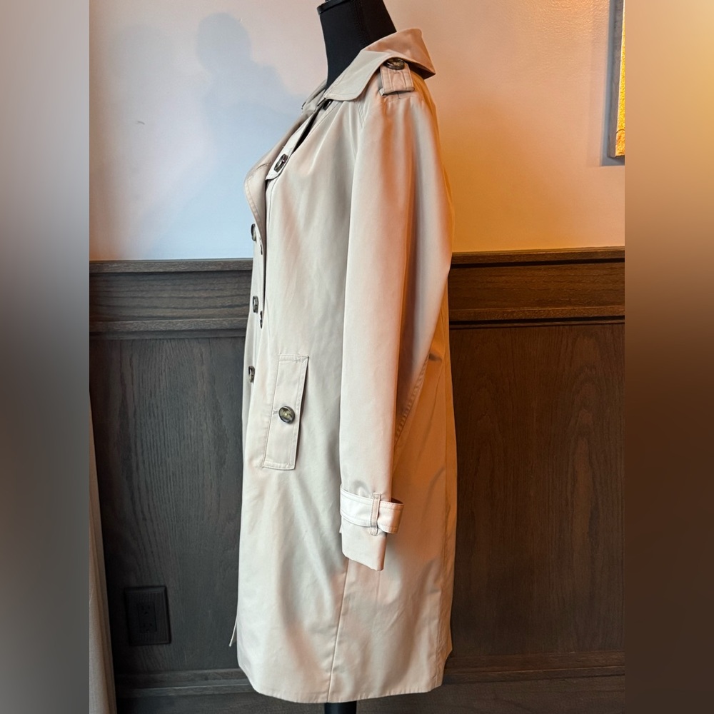 London Fog Tan Double-Breasted Trench Coat - Picture 2 of 6